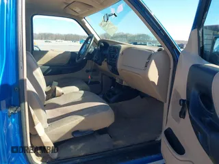 2001 Ford Ranger XL with VIN 1FTYR10U41TA94028, listed as a IAAI auction lot 41844697 with 113,688 mi miles and . Bid and sale history available at carsss.com. Image 5.