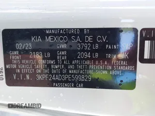 2023 Kia Forte LXS z VIN 3KPF24AD3PE599829, wystawiony jako IAAI lot #41740903 z przebiegiem 20 548 mil mil oraz . Historia ofert i sprzedaży dostępna na DreamBid. Obrazek 9.