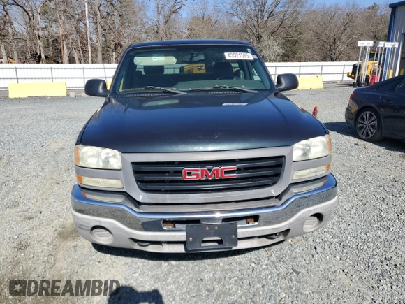 2004 GMC Sierra 1500 Work Truck z VIN 1GTEK14X34Z257653, wystawiony jako Copart lot #43521535 z przebiegiem Nie podano mil oraz Szkody całkowita. Historia ofert i sprzedaży dostępna na DreamBid. Obrazek 5.