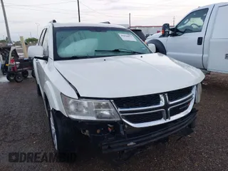 2016 Dodge Journey SXT with VIN 3C4PDCBG9GT167078, listed as a IAAI auction lot 41908052 with 204,994 mi miles. Bid and sale history available at carsss.com. Image 1.