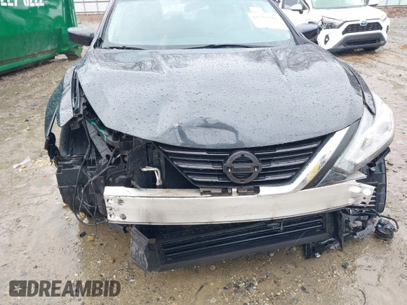 2016 Nissan Altima SR with VIN 1N4AL3AP0GC165604, listed as a IAAI auction lot 41755313 with 201,692 mi miles and . Bid and sale history available at DreamBid. Image 6.