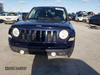 2015 Jeep Patriot Latitude with VIN 1C4NJPFB8FD318549, listed as a Copart auction lot 87425264 with Not Provided miles and Salvage Title. Bid and sale history available at DreamBid. Image 5.