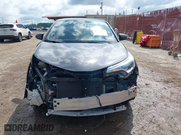 2018 Toyota C-HR XLE z VIN NMTKHMBX5JR045242, wystawiony jako IAAI lot #42209395 z przebiegiem 78 755 mil mil oraz . Historia ofert i sprzedaży dostępna na DreamBid. Obrazek 6.