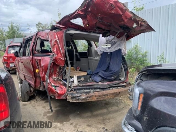 2008 Dodge Grand Caravan SE z VIN 2D8HN44H68R784277, wystawiony jako Copart lot #53087202 z przebiegiem Nie podano mil oraz Nie do naprawy • Non repairable. Historia ofert i sprzedaży dostępna na DreamBid. Obrazek 8.