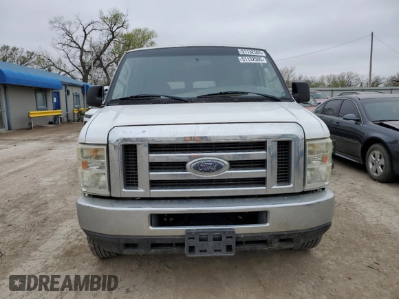 2008 Ford Econoline Passenger XL with VIN 1FBNE31L98DA75760, listed as a Copart auction lot 51132505 with 267,653 mi miles and Clean Title. Bid and sale history available at carsss.com. Image 5.