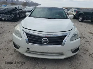 2014 Nissan Altima S with VIN 1N4AL3AP4EN245120, listed as a Copart auction lot 51545535 with 233,940 mi miles and Clean Title. Bid and sale history available at DreamBid. Image 5.