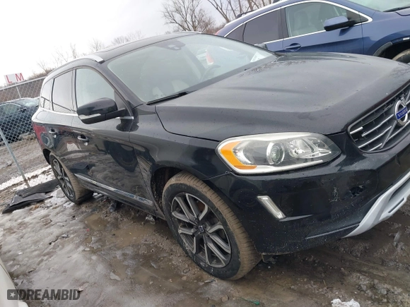2017 Volvo XC60 Dynamic with VIN YV449MRR2H2028279, listed as a IAAI auction lot 41631683 with 100,934 mi miles. Bid and sale history available at carsss.com. Image 14.