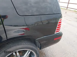 2005 Mercury Mountaineer z VIN 4M2DU66K15ZJ23577, wystawiony jako IAAI lot #42353730 z przebiegiem Nie podano mil oraz . Historia ofert i sprzedaży dostępna na DreamBid. Obrazek 6.