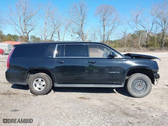 2017 GMC Yukon XL SLT with VIN 1GKS1GKC3HR351129, listed as a IAAI auction lot 41602465 with NaN miles. Bid and sale history available at carsss.com. Image 12.