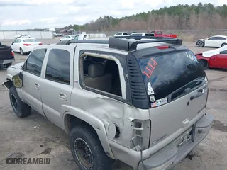 2005 Chevrolet Tahoe Z71 with VIN 1GNEK13T05R246648, listed as a IAAI auction lot 41483045 with 312,536 mi miles. Bid and sale history available at carsss.com. Image 14.