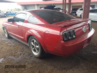 2008 Ford Mustang Deluxe with VIN 1ZVHT80N985143223, listed as a IAAI auction lot 42023600 with 193,678 mi miles. Bid and sale history available at carsss.com. Image 3.