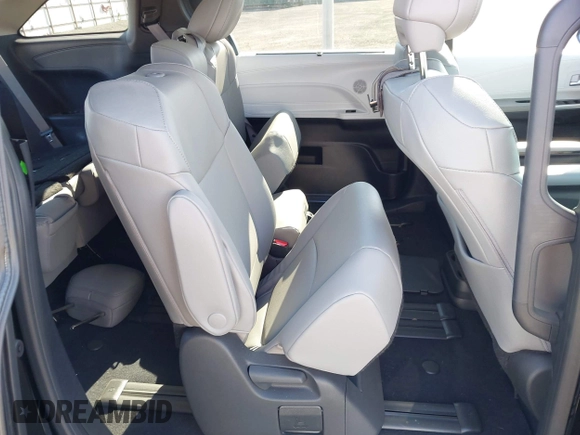 2025 Toyota Sienna XLE with VIN 5TDYRKEC3SS242899, listed as a IAAI auction lot 42054872 with 1,830 mi miles. Bid and sale history available at carsss.com. Image 8.