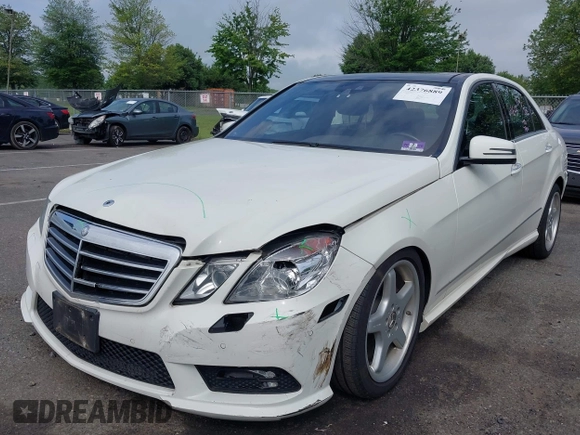 2011 Mercedes-Benz E 550 Luxury with VIN WDDHF9AB9BA442932, listed as a IAAI auction lot 42376889 with 87,876 mi miles and . Bid and sale history available at DreamBid. Image 18.