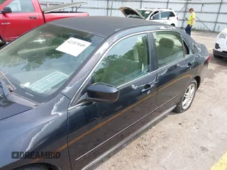 2005 Honda Accord LX z VIN 1HGCM66315A070938, wystawiony jako IAAI lot #42357049 z przebiegiem 173 243 mil mil oraz . Historia ofert i sprzedaży dostępna na DreamBid. Obrazek 12.