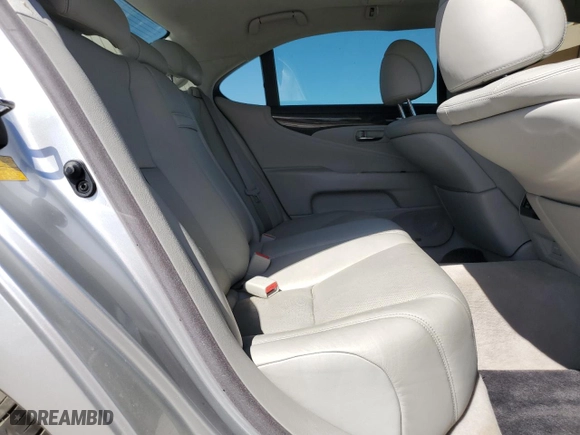 2011 Lexus LS 460 L with VIN JTHGL5EF9B5044325, listed as a Copart auction lot 68681814 with NaN miles and Salvage Title. Bid and sale history available at carsss.com. Image 10.