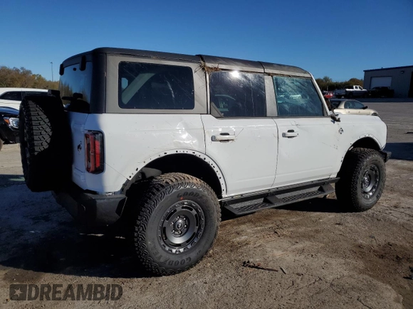 2024 Ford Bronco Outer Banks with VIN 1FMDE8BH5RLB09775, listed as a Copart auction lot 81419964 with 633 mi miles and Salvage Title. Bid and sale history available at DreamBid. Image 3.