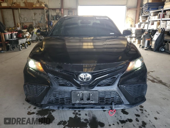 2021 Toyota Camry SE Nightshade with VIN 4T1T11AKXMU443394, listed as a Copart auction lot 45148225 with 58,886 mi miles and Clean Title. Bid and sale history available at carsss.com. Image 5.