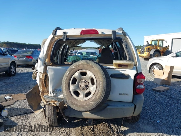 2005 Jeep Liberty Sport with VIN 1J4GK48KX5W679070, listed as a IAAI auction lot 41807899 with 157,726 mi miles. Bid and sale history available at carsss.com. Image 16.