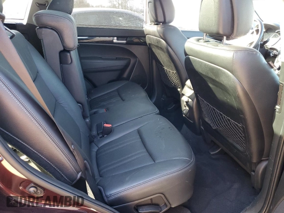 2015 Kia Sorento SX with VIN 5XYKW4A73FG574329, listed as a Copart auction lot 45557995 with 176,384 mi miles and Salvage Title. Bid and sale history available at carsss.com. Image 11.