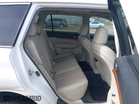 2014 Subaru Outback Limited with VIN 4S4BRBLCXE3313154, listed as a IAAI auction lot 41830358 with 127,652 mi miles and . Bid and sale history available at DreamBid. Image 8.