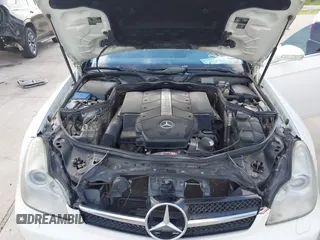 2006 Mercedes-Benz CLS 500 with VIN WDDDJ75XX6A017958, listed as a IAAI auction lot 42255953 with 169,538 mi miles and . Bid and sale history available at DreamBid. Image 10.