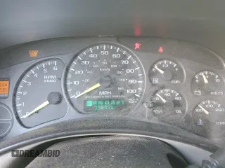 1999 GMC New Sierra 1500 SLE with VIN 2GTEK19T0X1511015, listed as a Copart auction lot 48393265 with 3,988,890 mi miles and Salvage Title. Bid and sale history available at carsss.com. Image 9.