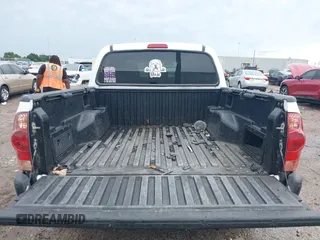 2007 Toyota Tacoma PreRunner with VIN 3TMJU62N77M030897, listed as a IAAI auction lot 42319094 with 325,560 mi miles and . Bid and sale history available at DreamBid. Image 19.