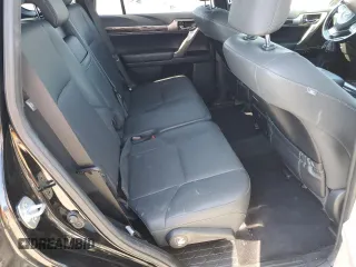2020 Lexus GX 460 Premium с VIN JTJAM7BXXL5251382, выставлен на аукционе Copart как лот 46059395 с пробегом 95 372 миль миль и Списание • Salvage title. История ставок и продаж доступна на DreamBid. Изображение 12.