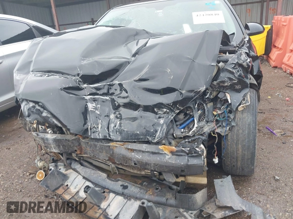 2014 Chevrolet Impala LT with VIN 2G1WB5E39E1104995, listed as a IAAI auction lot 42420840 with 11 mi miles and . Bid and sale history available at DreamBid. Image 6.