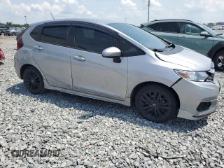2018 Honda Fit Sport z VIN 3HGGK5H68JM736263, wystawiony jako Copart lot #57206675 z przebiegiem 25 494 mil mil oraz Szkoda całkowita • Salvage title. Historia ofert i sprzedaży dostępna na DreamBid. Obrazek 4.