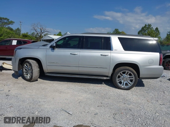 2018 GMC Yukon XL SLT with VIN 1GKS1GKC6JR113510, listed as a IAAI auction lot 42006987 with 161,389 mi miles and . Bid and sale history available at carsss.com. Image 13.