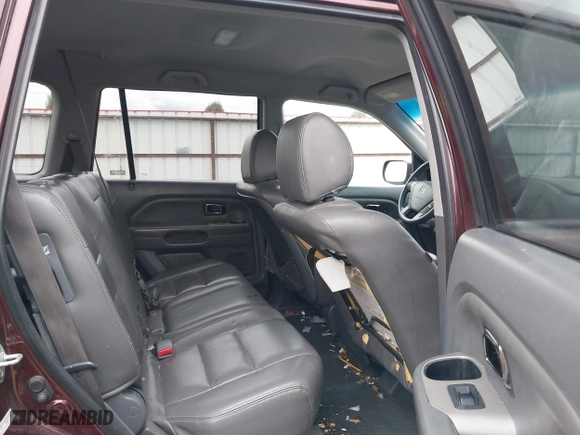 2008 Honda Pilot VP with VIN 5FNYF18268B003608, listed as a IAAI auction lot 41868869 with 184,324 mi miles. Bid and sale history available at carsss.com. Image 8.