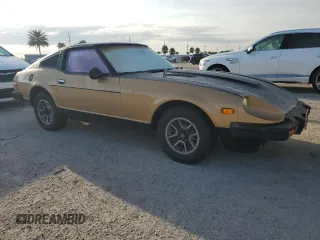 1980 Datsun 280ZX z VIN HS130221335, wystawiony jako Copart lot #76338304 z przebiegiem 135 266 mil mil oraz Szkody całkowita. Historia ofert i sprzedaży dostępna na DreamBid. Obrazek 4.