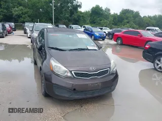2013 Kia Rio EX z VIN KNADN4A33D6125111, wystawiony jako IAAI lot #42488963 z przebiegiem 157 357 mil mil oraz . Historia ofert i sprzedaży dostępna na DreamBid. Obrazek 1.