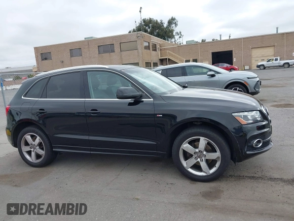 2011 Audi Q5 Premium Plus z VIN WA1DKAFP8BA081763, wystawiony jako IAAI lot #42343565 z przebiegiem 106 193 mil mil oraz . Historia ofert i sprzedaży dostępna na DreamBid. Obrazek 13.