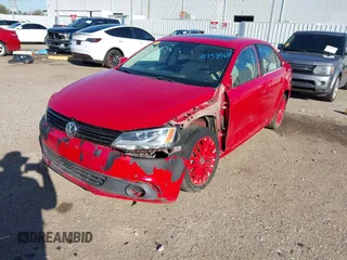 2011 Volkswagen Jetta SEL with VIN 3VWLX7AJ2BM377936, listed as a IAAI auction lot 41758563 with 171,633 mi miles and . Bid and sale history available at DreamBid. Image 19.