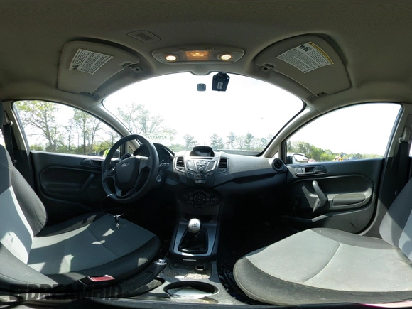 2017 Ford Fiesta S с VIN 3FADP4AJ3HM126220, выставлен на аукционе IAAI как лот 42045719 с пробегом 108 000 миль миль и . История ставок и продаж доступна на DreamBid. Изображение 19.