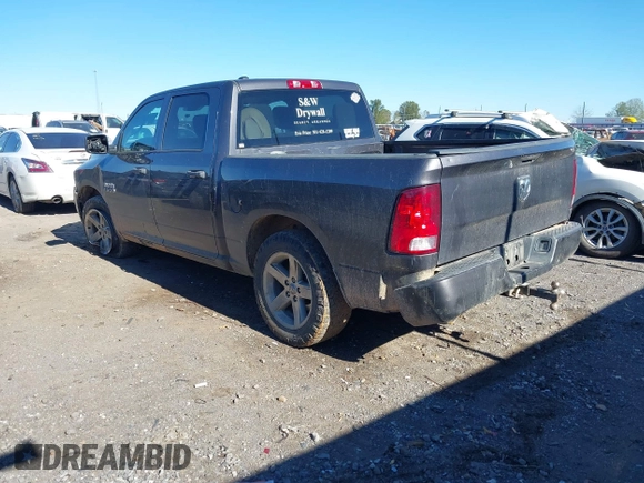 2016 Ram 1500 Express z VIN 1C6RR6KG8GS389924, wystawiony jako IAAI lot #40887357 z przebiegiem 140 327 mil mil oraz . Historia ofert i sprzedaży dostępna na DreamBid. Obrazek 3.
