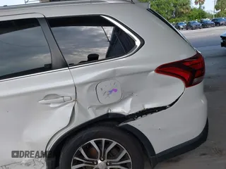2018 Mitsubishi Outlander SE с VIN JA4AD3A35JZ063086, выставлен на аукционе IAAI как лот 42416527 с пробегом 183 541 миль миль и . История ставок и продаж доступна на DreamBid. Изображение 19.
