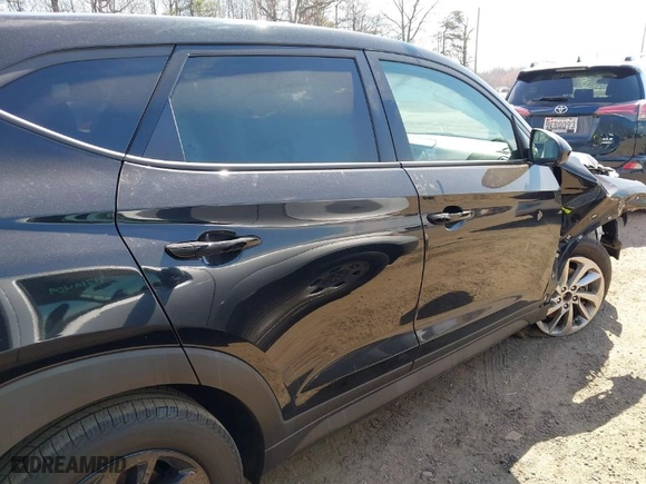 2018 Hyundai Tucson SE with VIN KM8J23A45JU603646, listed as a IAAI auction lot 41838097 with 64,704 mi miles. Bid and sale history available at carsss.com. Image 14.