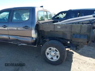 2017 Toyota Tacoma SR with VIN 5TFAX5GN9HX078780, listed as a IAAI auction lot 41749322 with 61,762 mi miles. Bid and sale history available at carsss.com. Image 6.