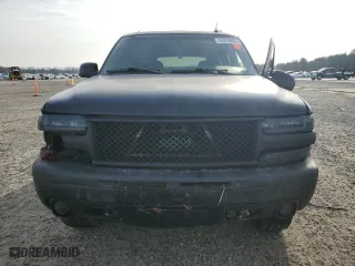 2002 Chevrolet Tahoe LT with VIN 1GNEK13Z02R285658, listed as a Copart auction lot 43216905 with 266,656 mi miles and Salvage Title. Bid and sale history available at carsss.com. Image 5.