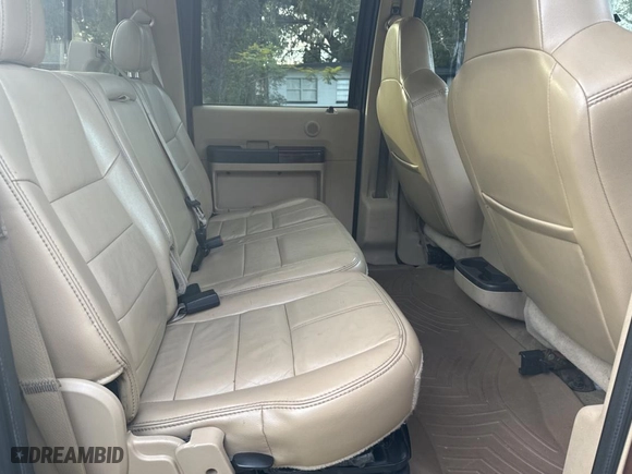 2008 Ford Super Duty F-450 DRW XL with VIN 1FTXW43R38EC55156, listed as a Copart auction lot 41510675 with 184,694 mi miles and Clean Title. Bid and sale history available at carsss.com. Image 6.
