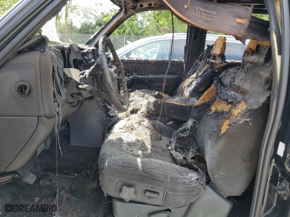 2002 Chevrolet Silverado 1500HD LT with VIN 1GCGK13U02F232577, listed as a Copart auction lot 66970604 with NaN miles and Salvage Title. Bid and sale history available at carsss.com. Image 7.