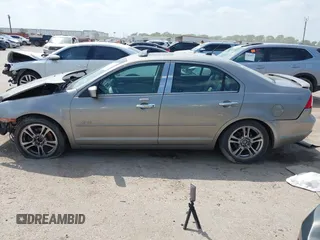 2008 Mercury Milan Premier with VIN 3MEHM081X8R666734, listed as a IAAI auction lot 42034075 with 141,434 mi miles and . Bid and sale history available at DreamBid. Image 15.