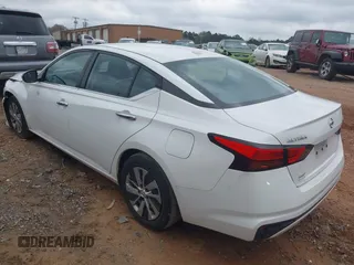 2019 Nissan Altima S z VIN 1N4BL4BV5KN308941, wystawiony jako IAAI lot #41851529 z przebiegiem 146 915 mil mil oraz . Historia ofert i sprzedaży dostępna na DreamBid. Obrazek 3.
