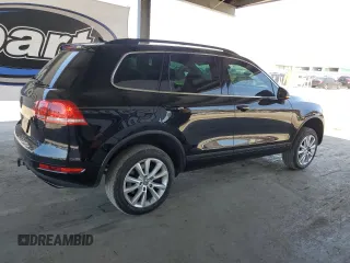 2013 Volkswagen Touareg Lux with VIN WVGEF9BPXDD001489, listed as a Copart auction lot 55898945 with 96,477 mi miles and Clean Title. Bid and sale history available at DreamBid. Image 3.