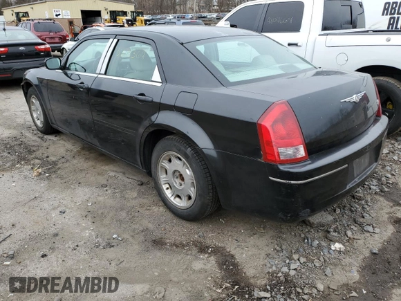 2005 Chrysler 300 with VIN 2C3JA53G35H141126, listed as a Copart auction lot 37165364 with 198,695 mi miles and Salvage Title. Bid and sale history available at carsss.com. Image 2.