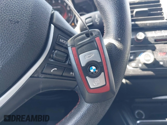 2013 BMW 3 Series 328i xDrive с VIN WBA3B3C51DF543955, выставлен на аукционе IAAI как лот 42510430 с пробегом 87 280 миль миль и . История ставок и продаж доступна на DreamBid. Изображение 11.