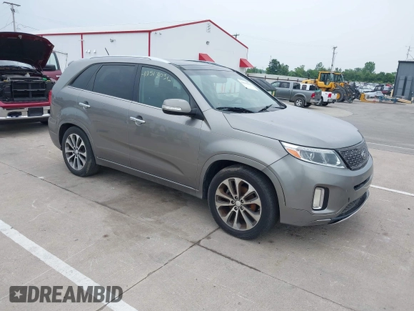 2014 Kia Sorento SX z VIN 5XYKW4A77EG434282, wystawiony jako IAAI lot #42513036 z przebiegiem 175 186 mil mil oraz . Historia ofert i sprzedaży dostępna na DreamBid. Obrazek 1.